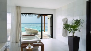 Niyama One Bedroom Water Pavilion Bathroom