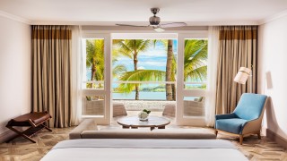 OO LeSaintGeran Lagoon Balcony Room Wide