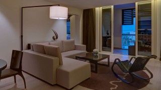 Park Hyatt Abu Dhabi Hotel and Villas Park Exec Suite Lounge Silktravel